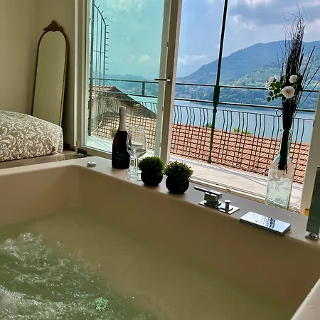 בית נופש Giulietta View Jacuzzi 108