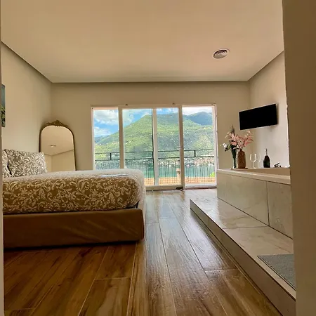 Vakantiehuis Giulietta View Jacuzzi 108