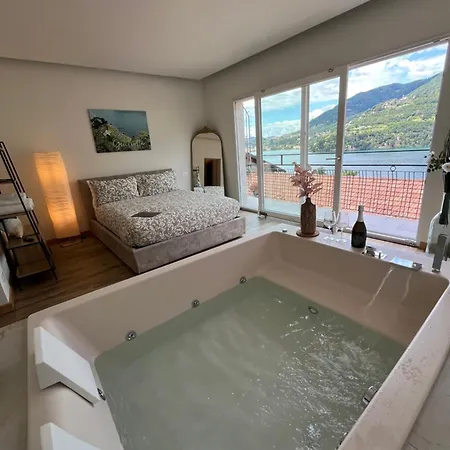 Dom wakacyjny Giulietta View Jacuzzi 108 *