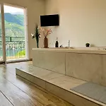 Giulietta View Jacuzzi 108