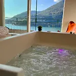 Giulietta View Jacuzzi 108 Blevio