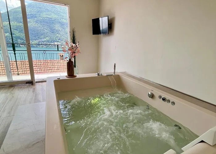 Giulietta View Jacuzzi 108 *