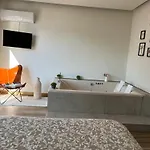 Giulietta View Jacuzzi 108 Blevio